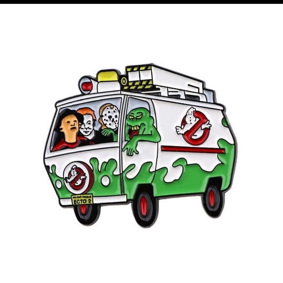 $3🎃HALLOWEEN MOVIE PIN🎃ENAMEL🎃NEW $3 WHEN BUNDLED WITH 3 OR MORE ITEMS - Picture 2 of 16